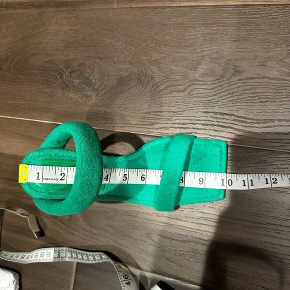 NIB Good American Terry Cloth Slip-On High Heeled Shoes - Picture 8 of 8